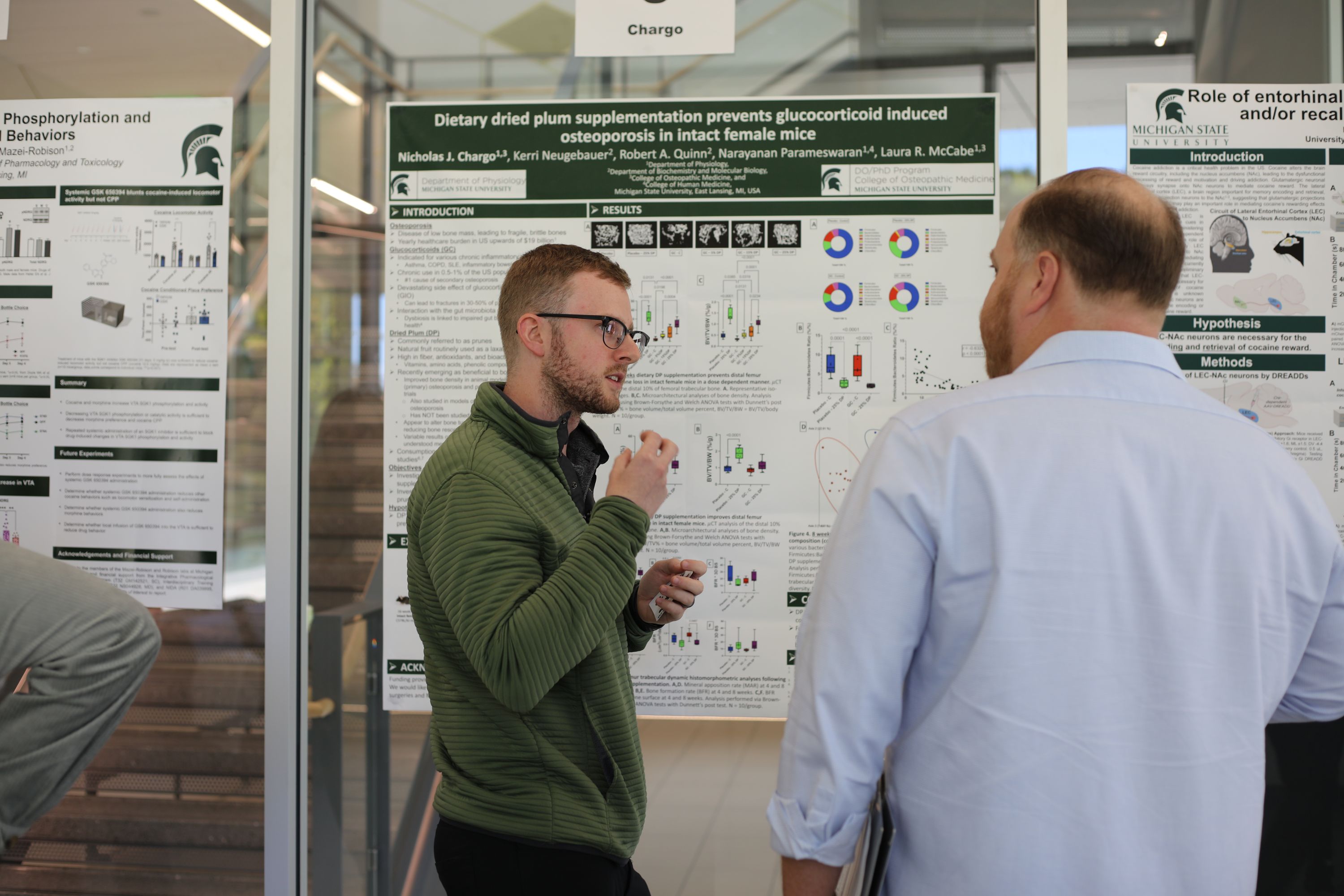 Poster presentation during the PSL 2022 Annual Retreat.